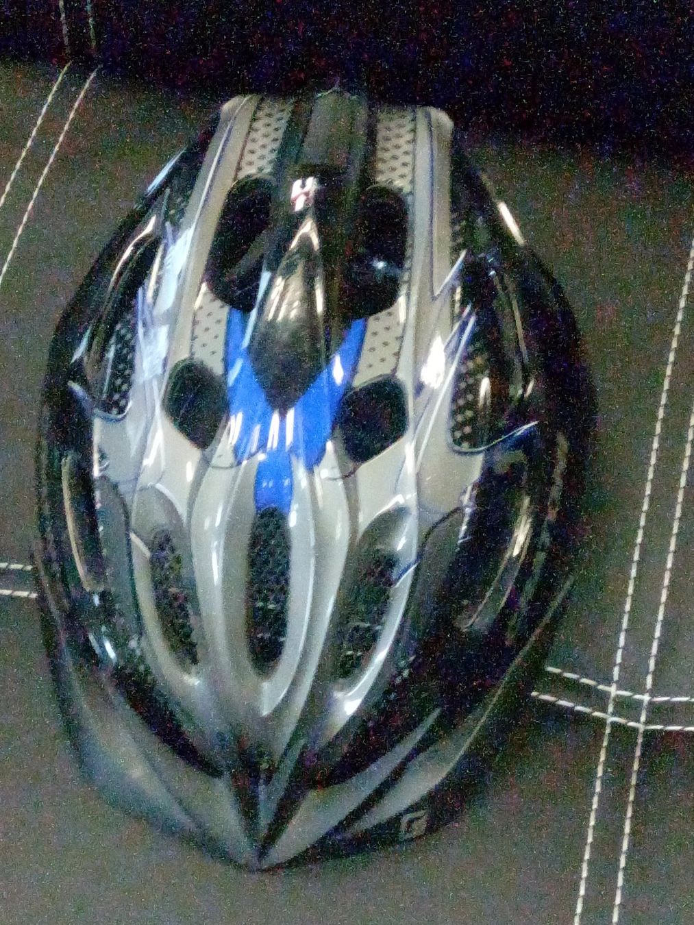 Casques: Fahrradhelm  Marke: Cratoni – D'occasion à Zürich par Mitzi6 2