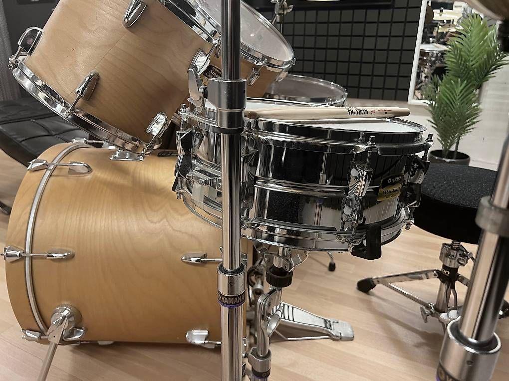 Yamaha Strumenti musicali: Schlagzeug YAMAHA Stage Custom 2004 - "Clean Pine Drum Set" – Usato da Hedingen venduto da jon_p8sr 4