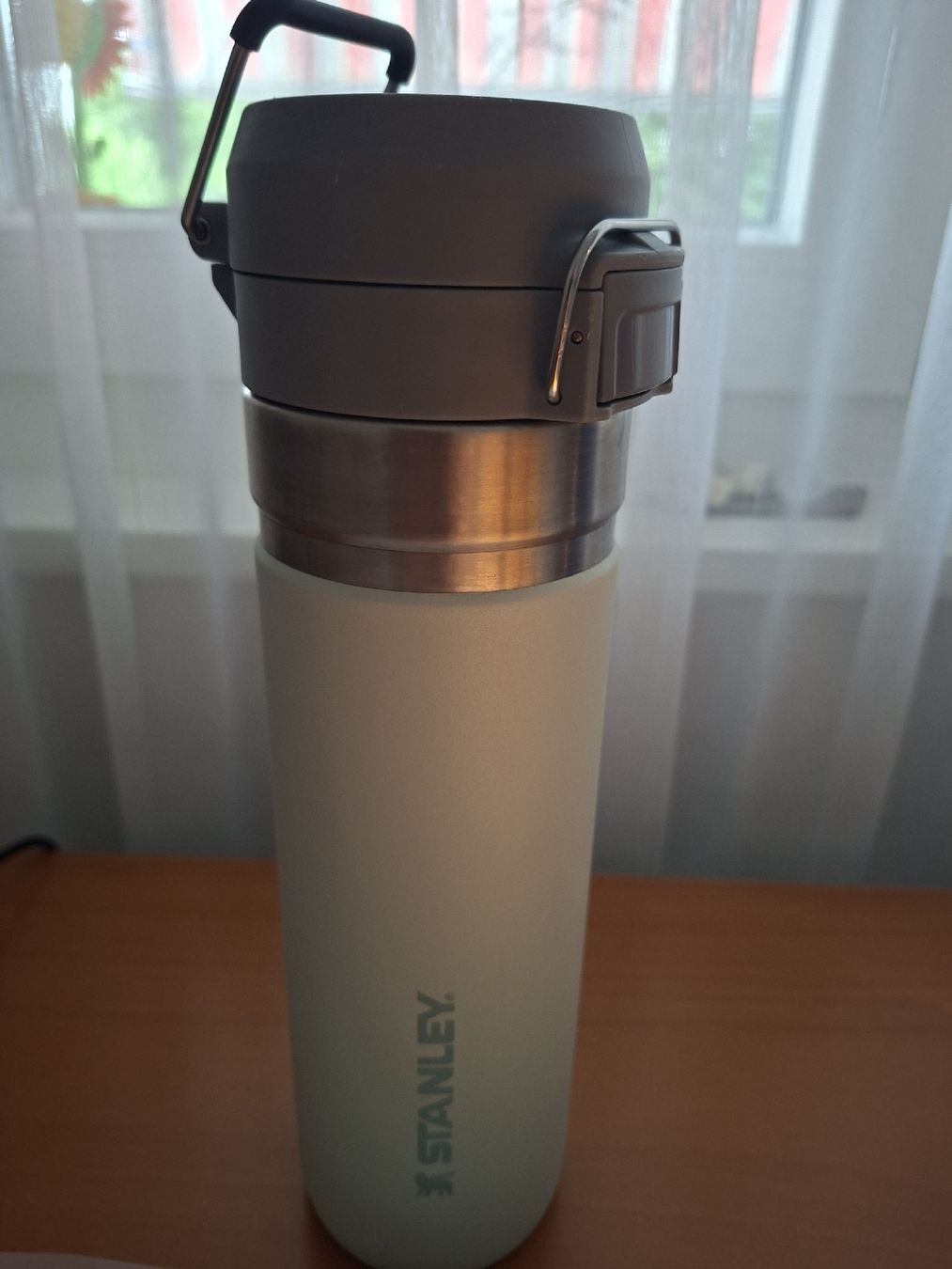 Stanley Trinkflaschen & Thermosflaschen: Stanley Thermobecher 709ml neuwertig – Neu (gemäss Beschreibung) aus Uster von mak_mw2n