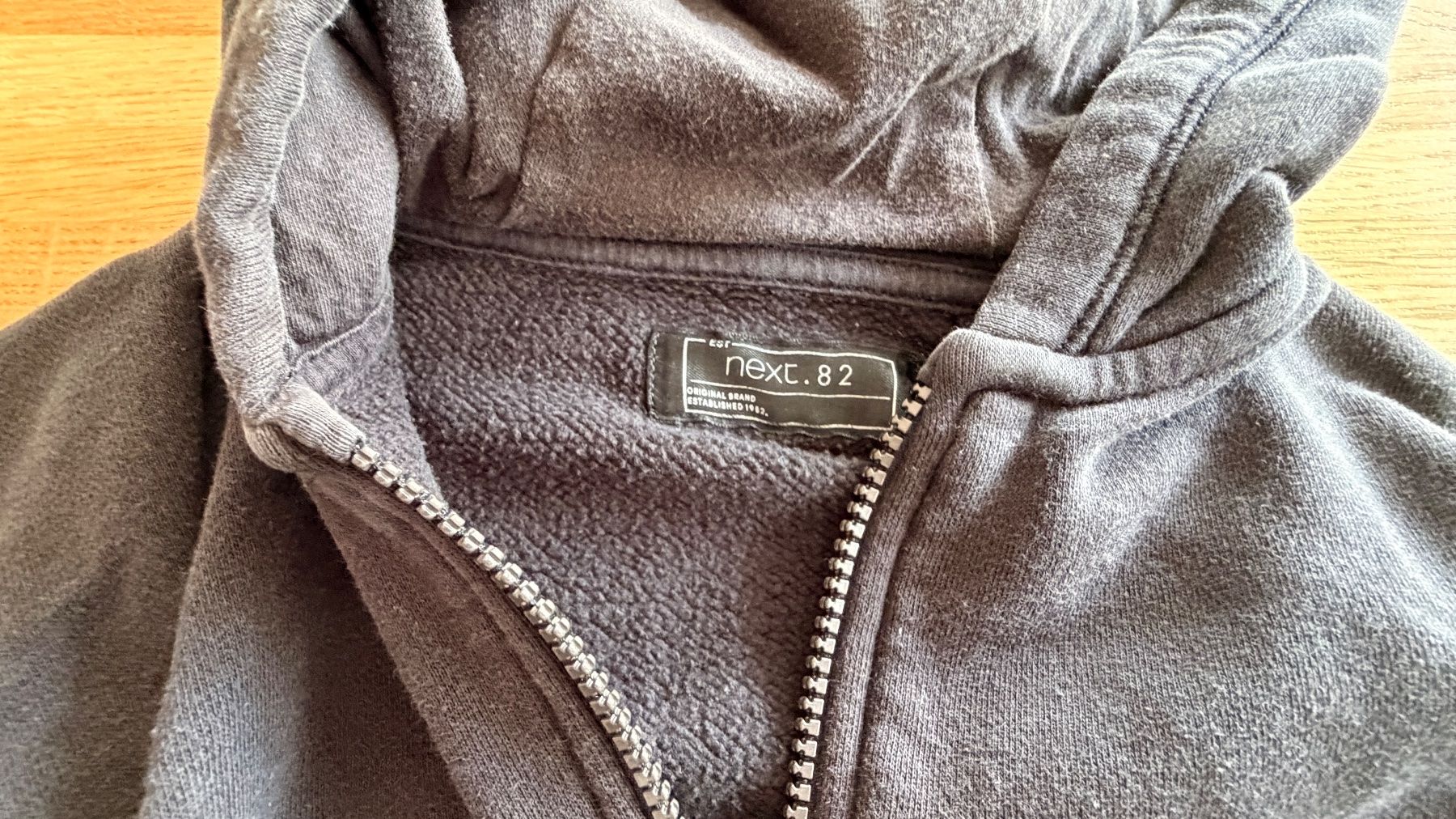 Next Pullover & Sweatshirts: Pullover - Sweatshirt Pullover Jacke NEXT schwarz Gr. 128 – Gebraucht aus Winterthur von Secondhand-Family 3