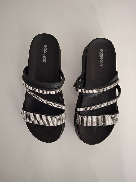 Scarpe da donna: schwarze Sohlen     Sandalen Nr.38 – Usato da Effretikon venduto da CorneliaM03 1