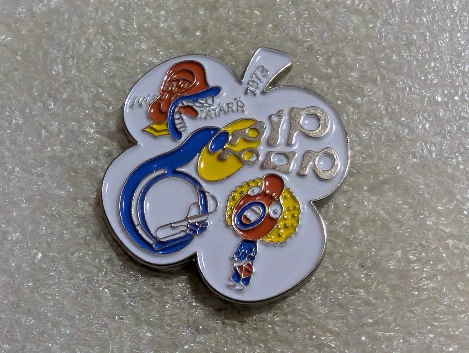 Placchette & Badge: Ansteckpin 209: Fasnacht – Usato da Oppligen venduto da Pin-Fall-Shop