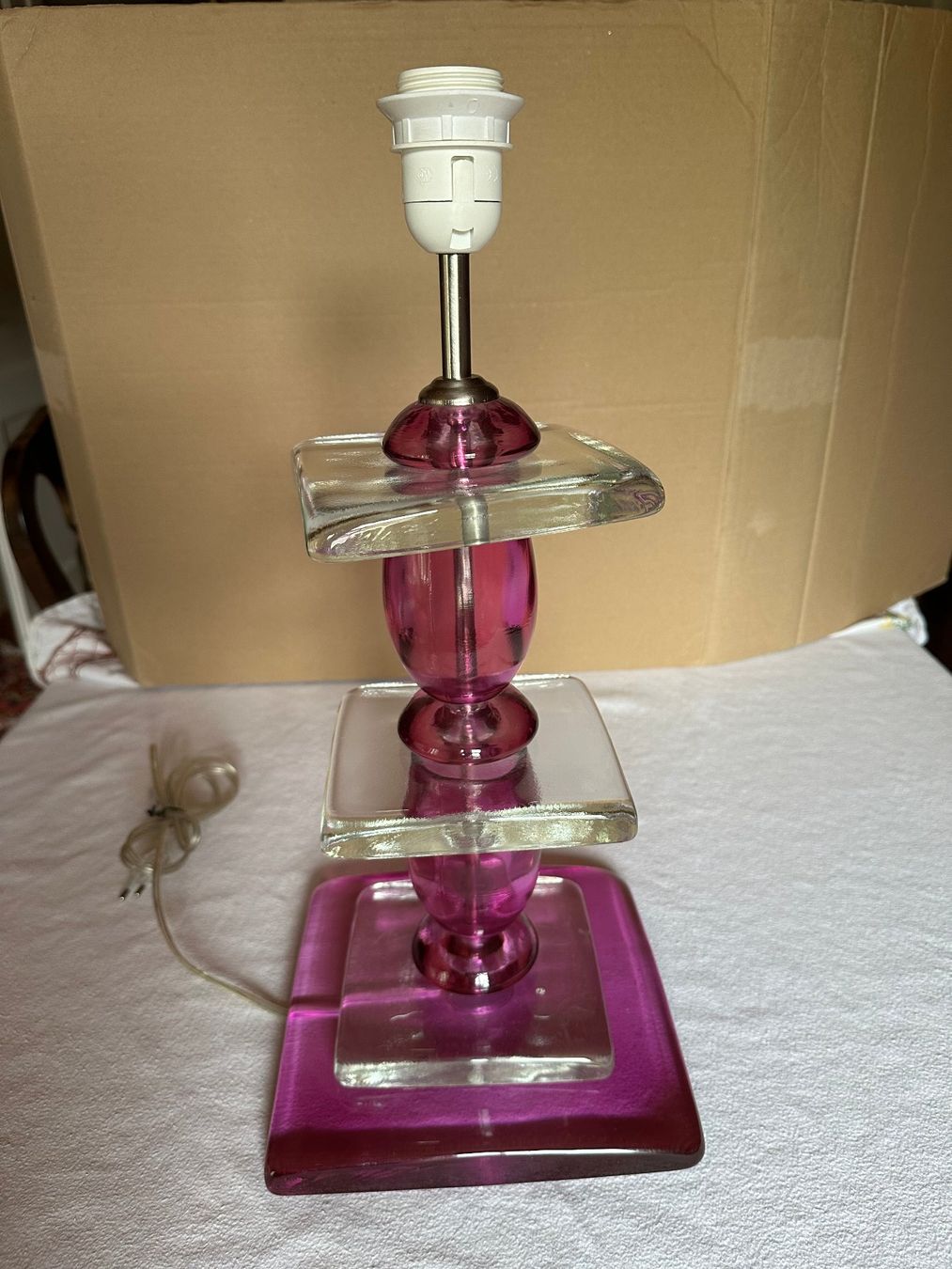Lampen: Lampe de table en verre – Gebraucht aus Ste-Croix von BuffetSC 7