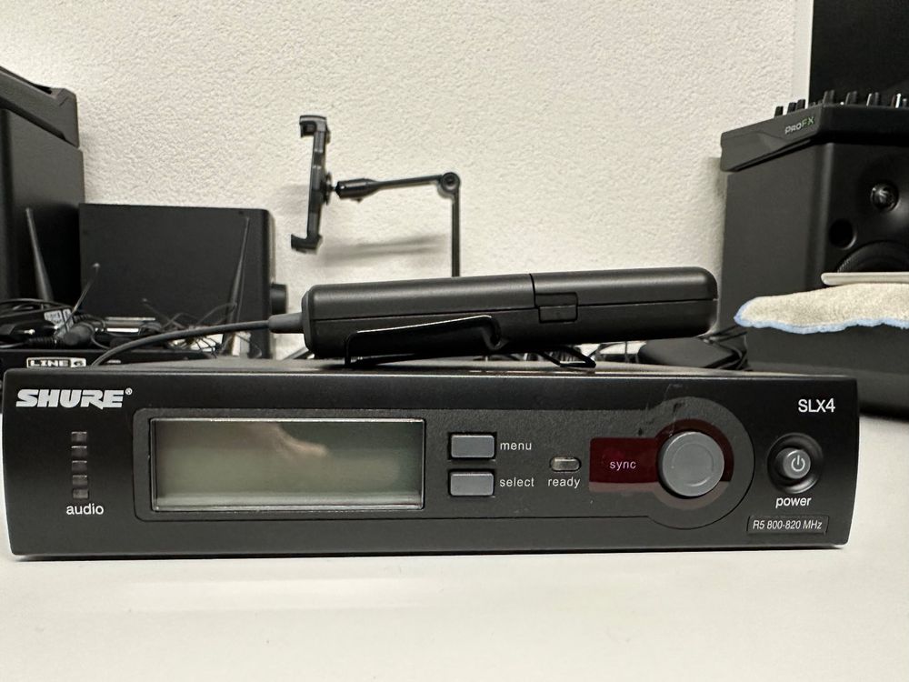 Shure SLX4(R5,800-820MHz) (Gebraucht) in Staufen für CHF 150 – nur ...