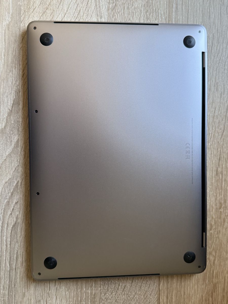 Apple Notebooks: MacBook Pro 13-inch 2018 Intel Core i5 16GB RAM – Gebraucht aus Eiken von Scrumhalf 2