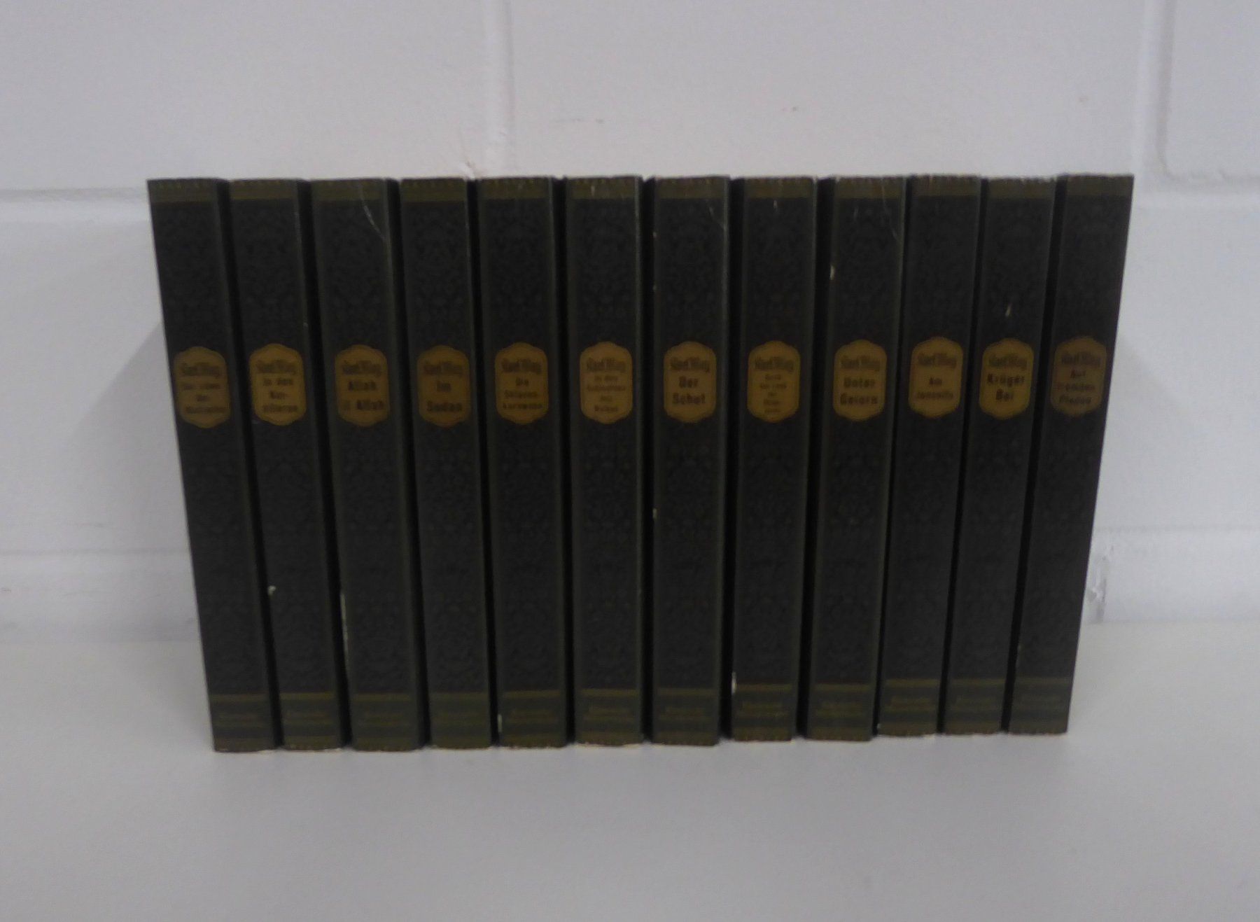 Libri: Karl May Bücher Sammlung ( – Usato da Volketswil venduto da brockipfannenstil 3