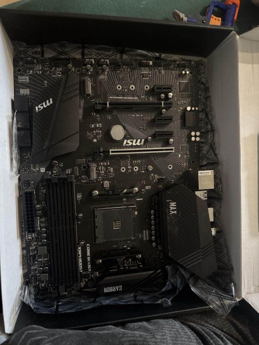 MSI Schede madri: MSI B450 Gaming Pro Carbon Max WIF – Usato da Schmitten FR venduto da Mickson 1