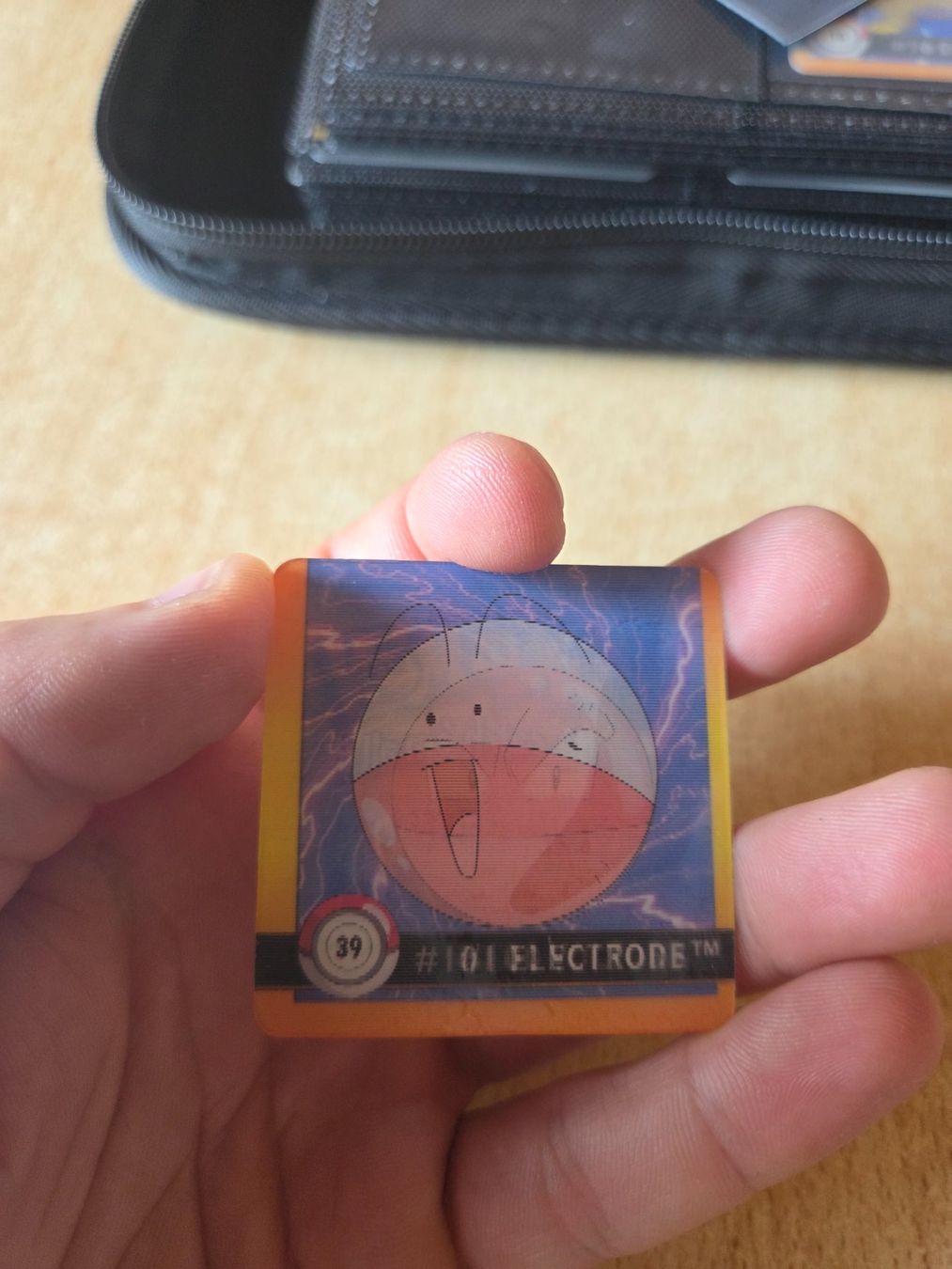 Pokémon Cartes à collectionner: Pokemon Voltorb, Electode action flipz Artbox ab 1 – Neuf avec emballage d'origine à Romoos par Raf_65zw 1