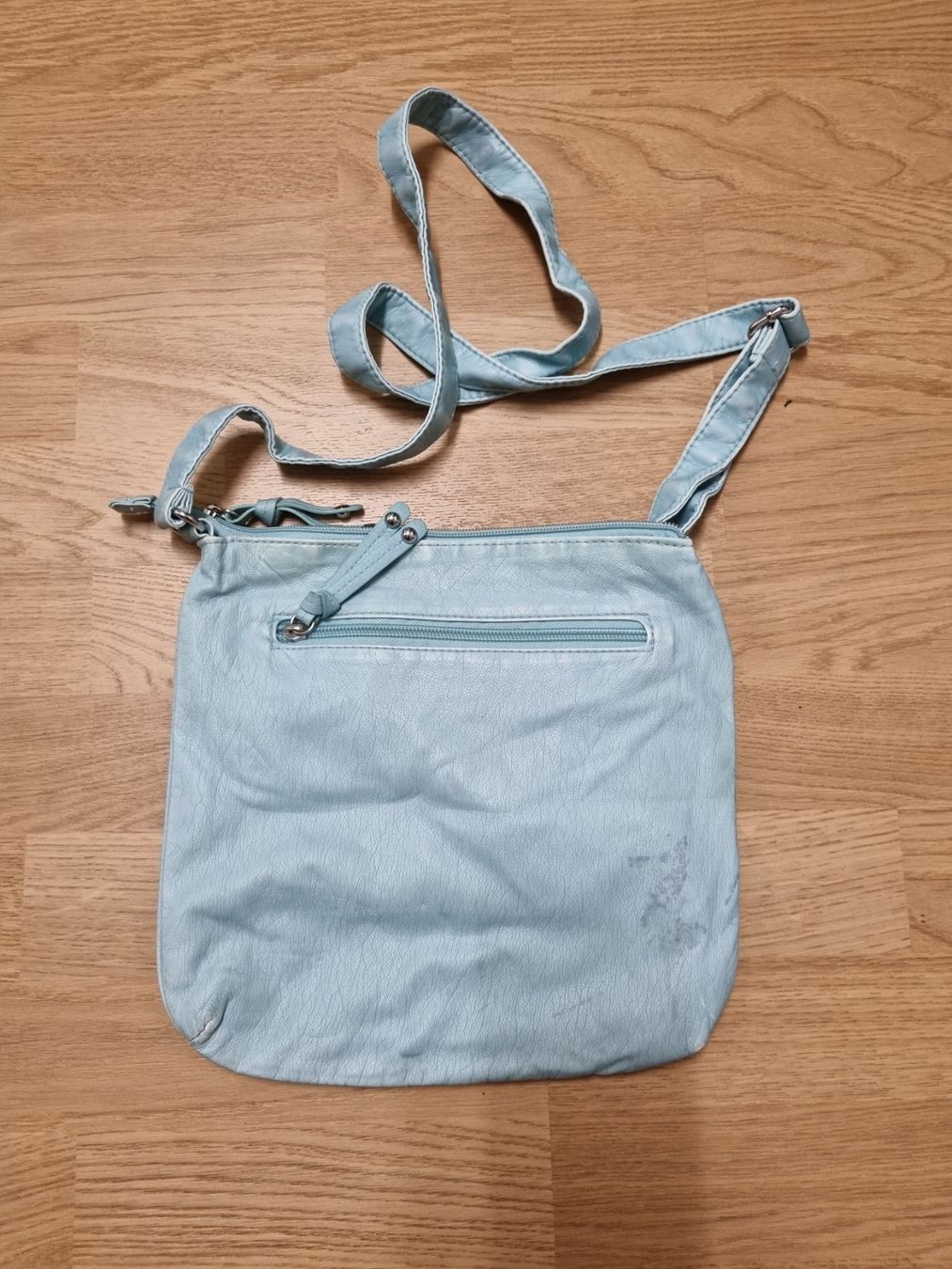 Taschen für Damen: Umhängetasche hellblau mittelgross Marke Tchibo – Gebraucht aus Kollbrunn von Tinchjen 1