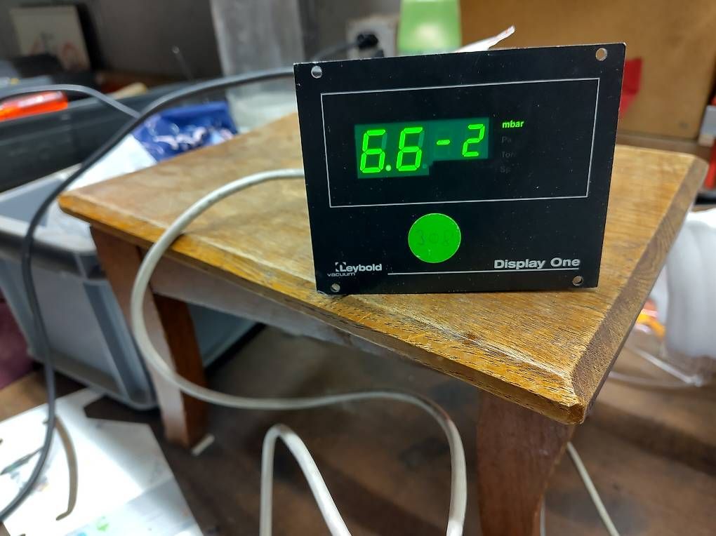 Accessori da laboratorio: Drehschieber Vakuumpumpe – Usato da Zuzwil BE venduto da Hanima 1