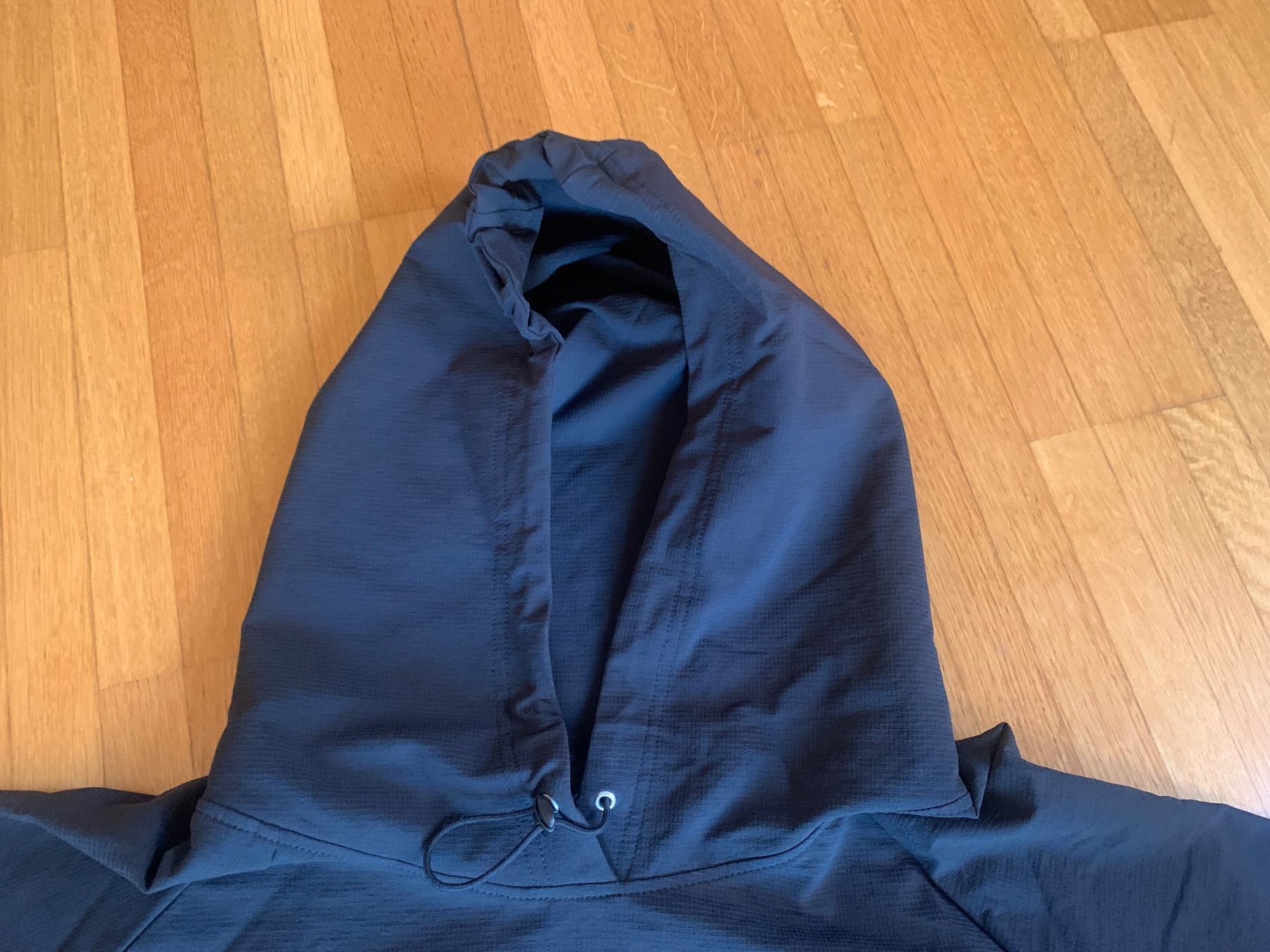 Maglioni & Felpe: Outdoor Hoody – Usato da Bülach venduto da frische_brise 2