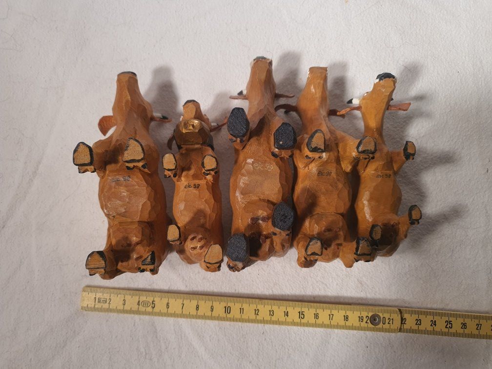 Statuette: 5 Holzkühe mit den Initialen BIC 98 – Usato da Häggenschwil venduto da hae_dgp2 3