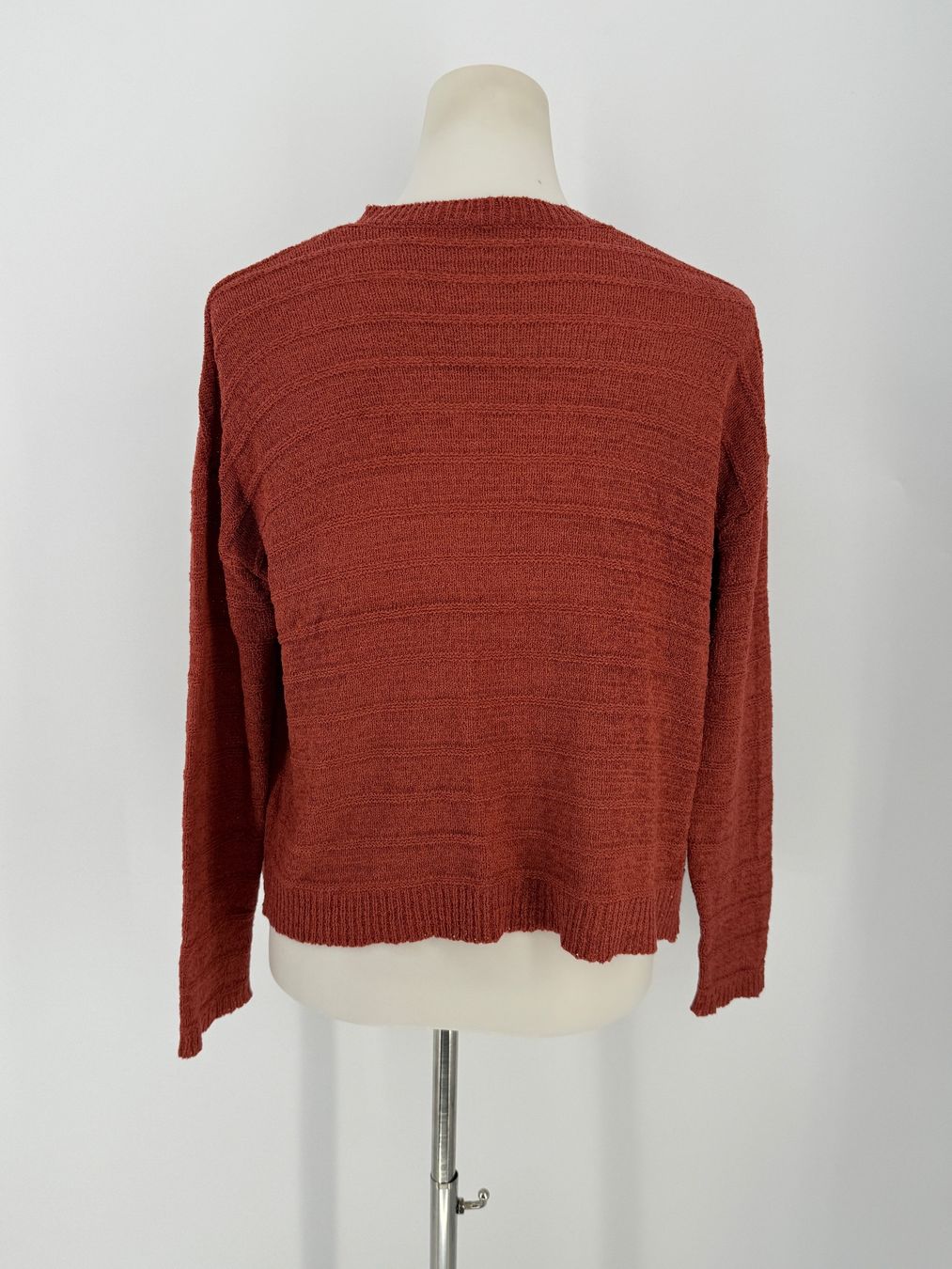 Pullover & Sweatshirts: Cardigan/ Strickjacke Gr. S rostrot von Chicorée – Gebraucht aus Auenstein von moin. 2