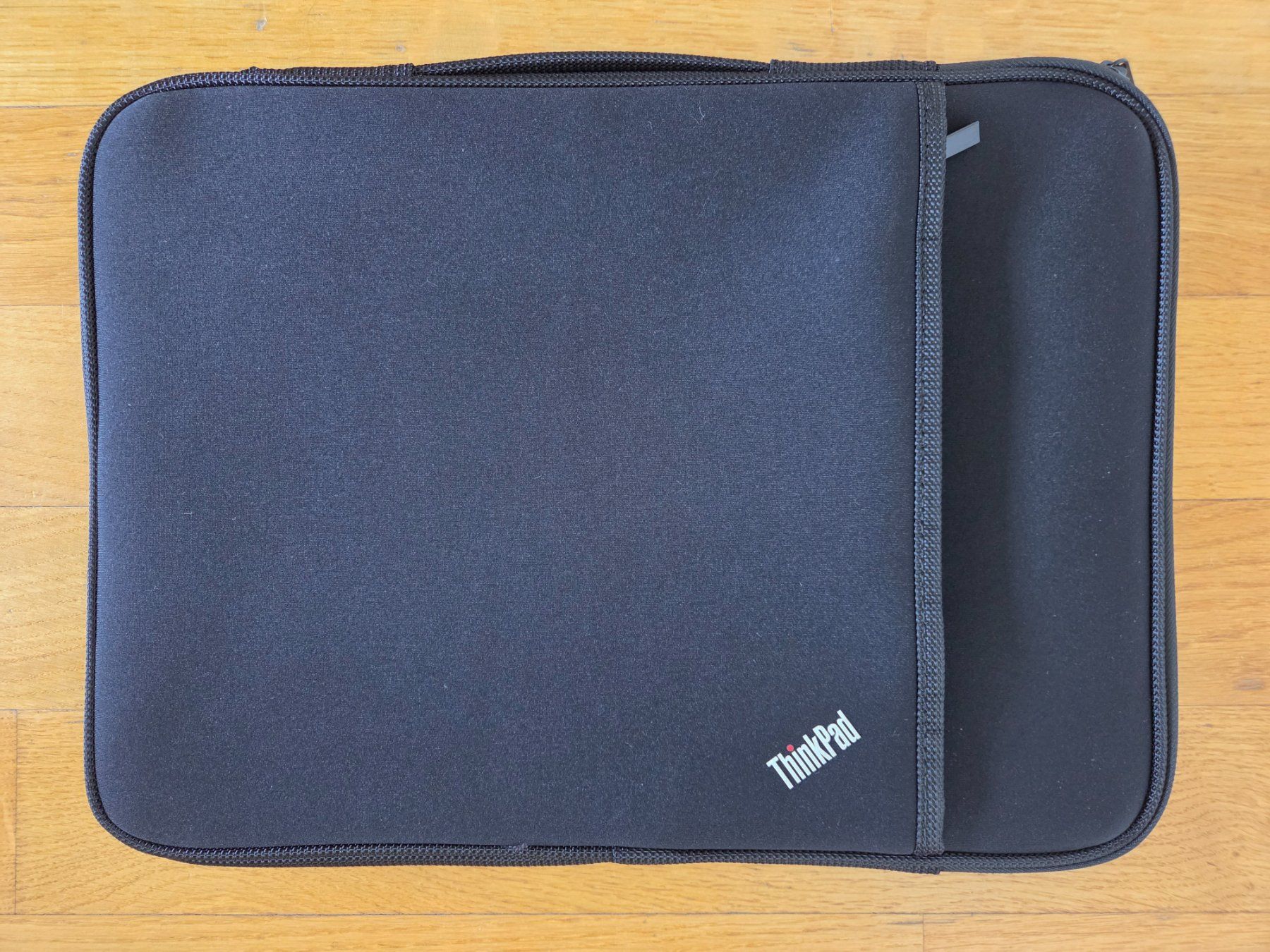 Lenovo Borse: Housse ThinkPad 14'' – Nuovo e nell'imballaggio originale da Etoy venduto da cl_7th