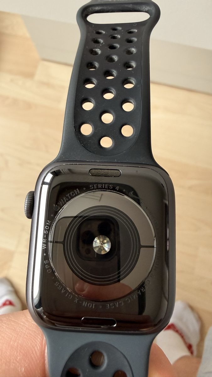 Apple Smartwatch: Apple Watch Series 4 – Usato da Niederlenz venduto da joh_6fxx 2
