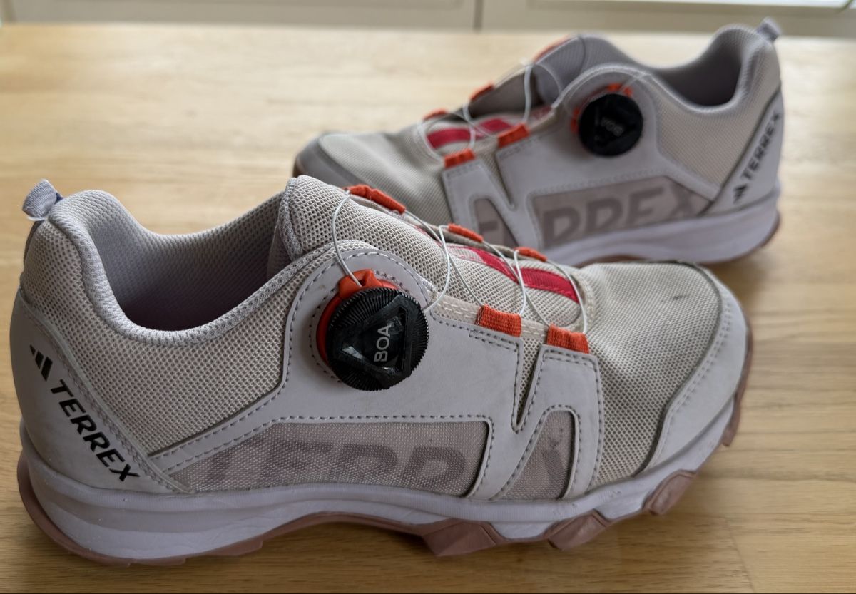 Adidas Scarpe per ragazzi: Adidas Terrex  – Usato da Speicher venduto da kolomak