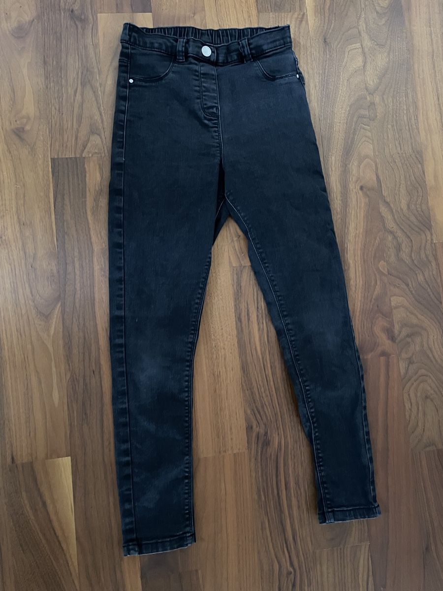 Next Hosen: Next Jeans schwarz Mädchen Gr 146 – Gebraucht aus Fehraltorf von Nadja0205
