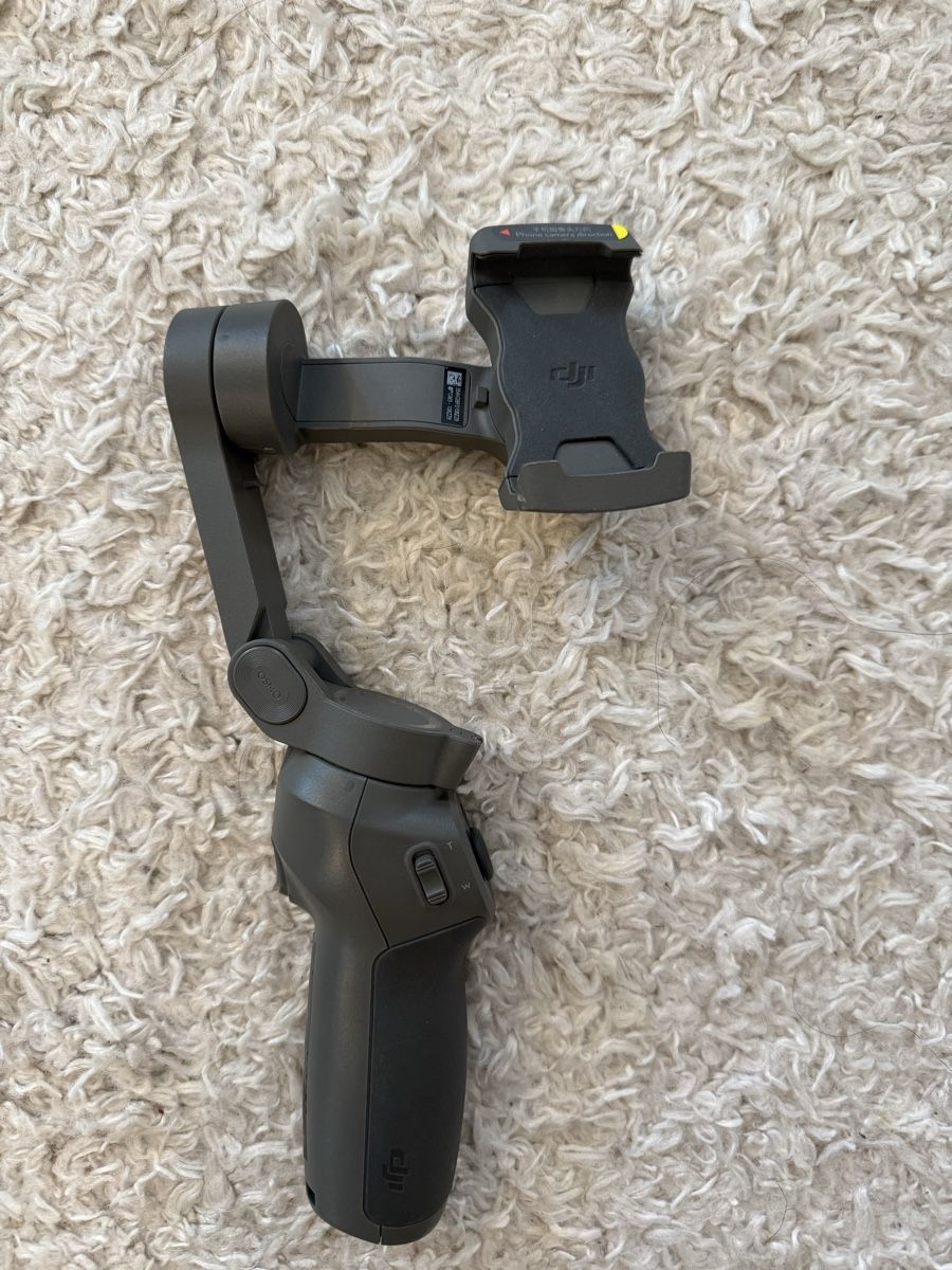 DJI Staffe: DJI Osmo Mobile 2 – Usato da Gerlafingen venduto da 8Butterfly3 3