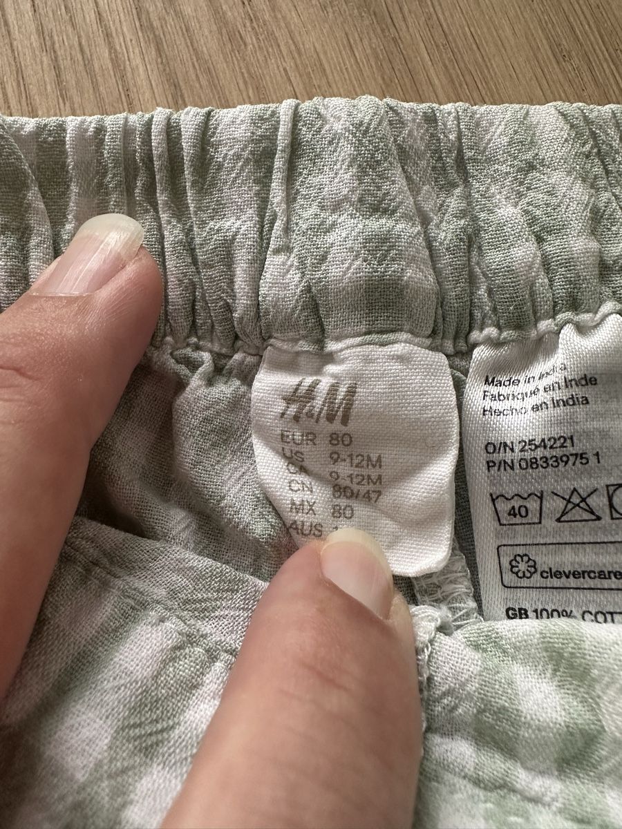 H&M Hosen: Shorts Gr. 80 kariert vichy – Gebraucht aus Wädenswil von Ktodat 1