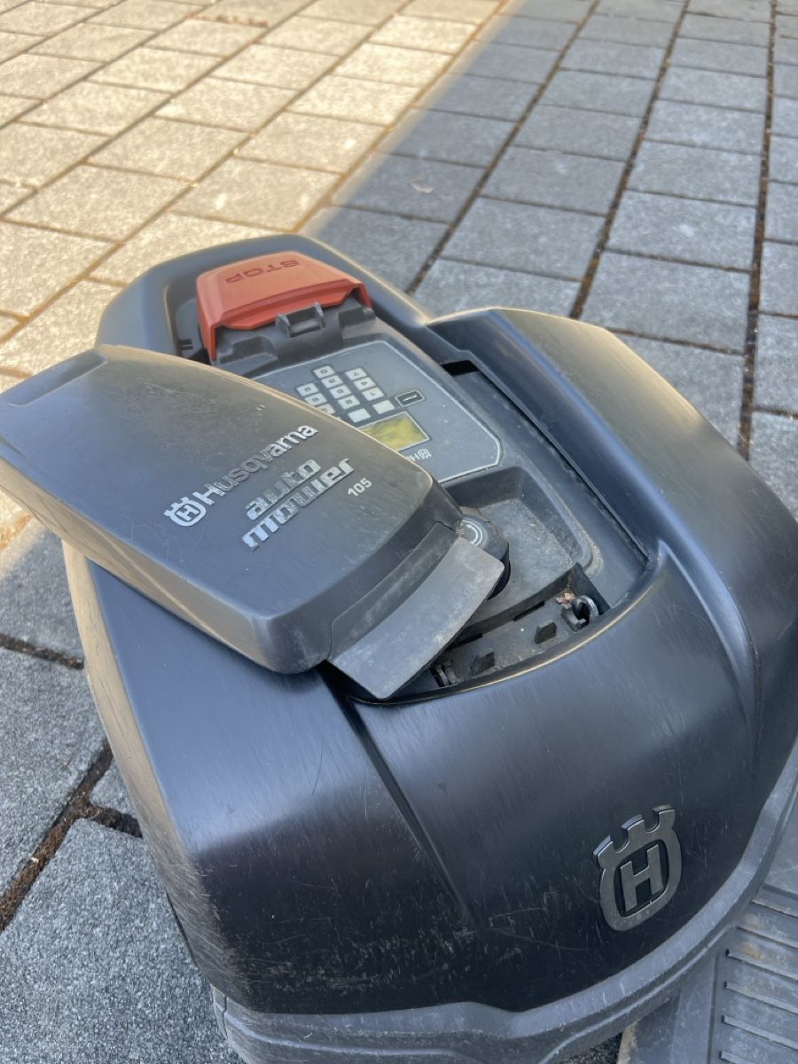 Husqvarna Tagliaerba: Husqvarna Automower 105 – Usato da Adligenswil venduto da Mmetz 5