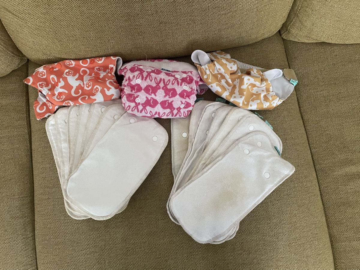 Bacs à couches & couches: Totsbots Stoffwindeln Gr. 2: Bamboozle, Wrap, Einlagen etc. – D'occasion à Zürich par johanna_ma2911