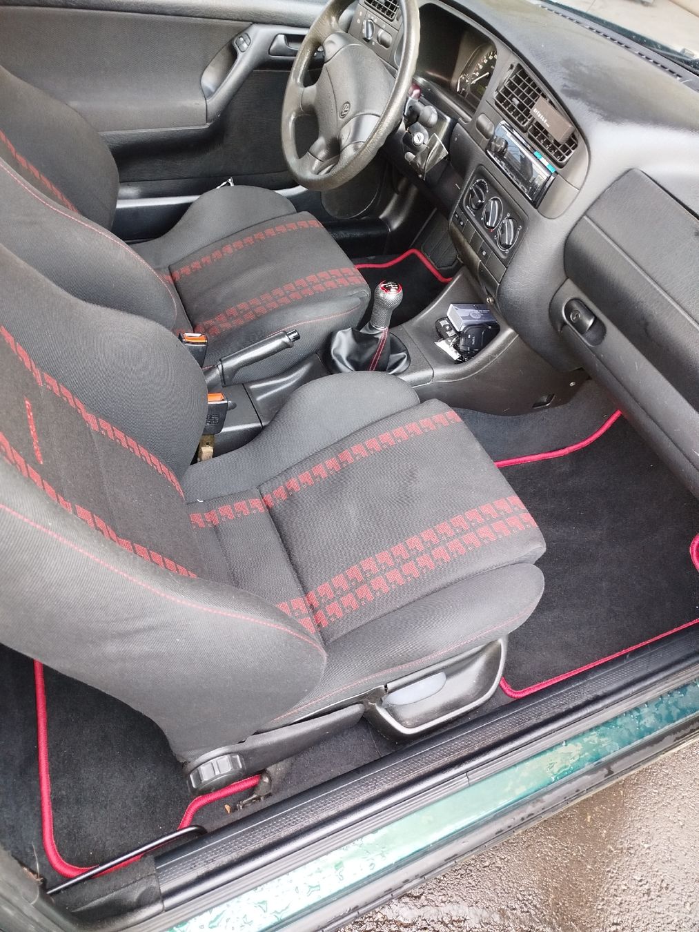 VW Autos: VW Golf 3 – D'occasion à Spreitenbach par iem_5rf2 4