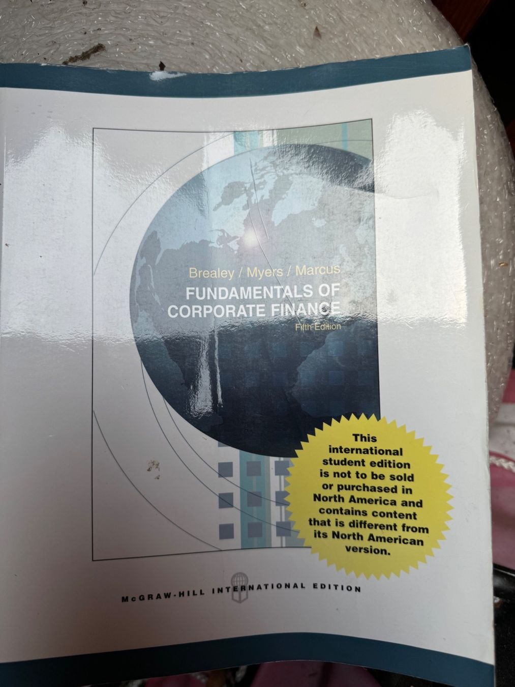 Libri: Corporate Finance, Brealey/Myers, 9th Ed. – Usato da Zürich venduto da 613_g8jy