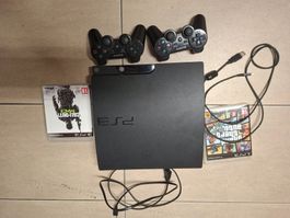 PlayStation 3 Konsole mit 2 Controllern und Spielen