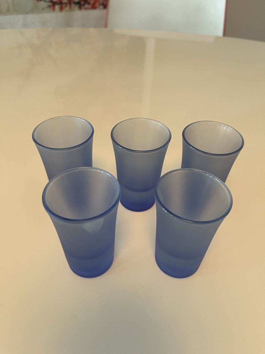 Gläser: 5er Set blaue Shot Gläser, neuwertig – Neu (gemäss Beschreibung) aus Basel von JJ.Elena