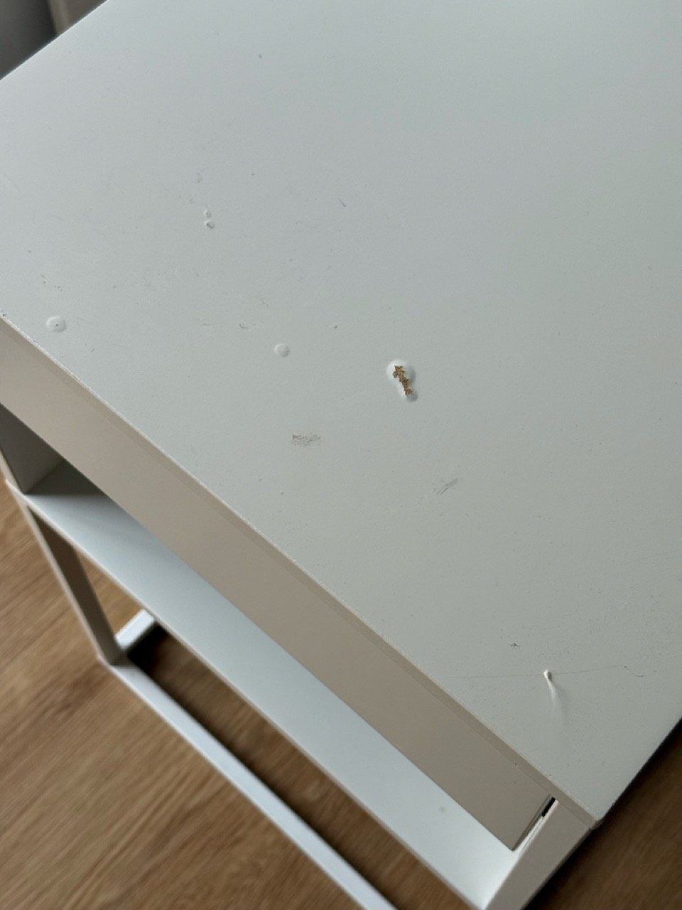 Ikea Nachttische: IKEA NACHTISCH VIKHAMMER WEISS – Gebraucht aus Zürich von yptrn 1