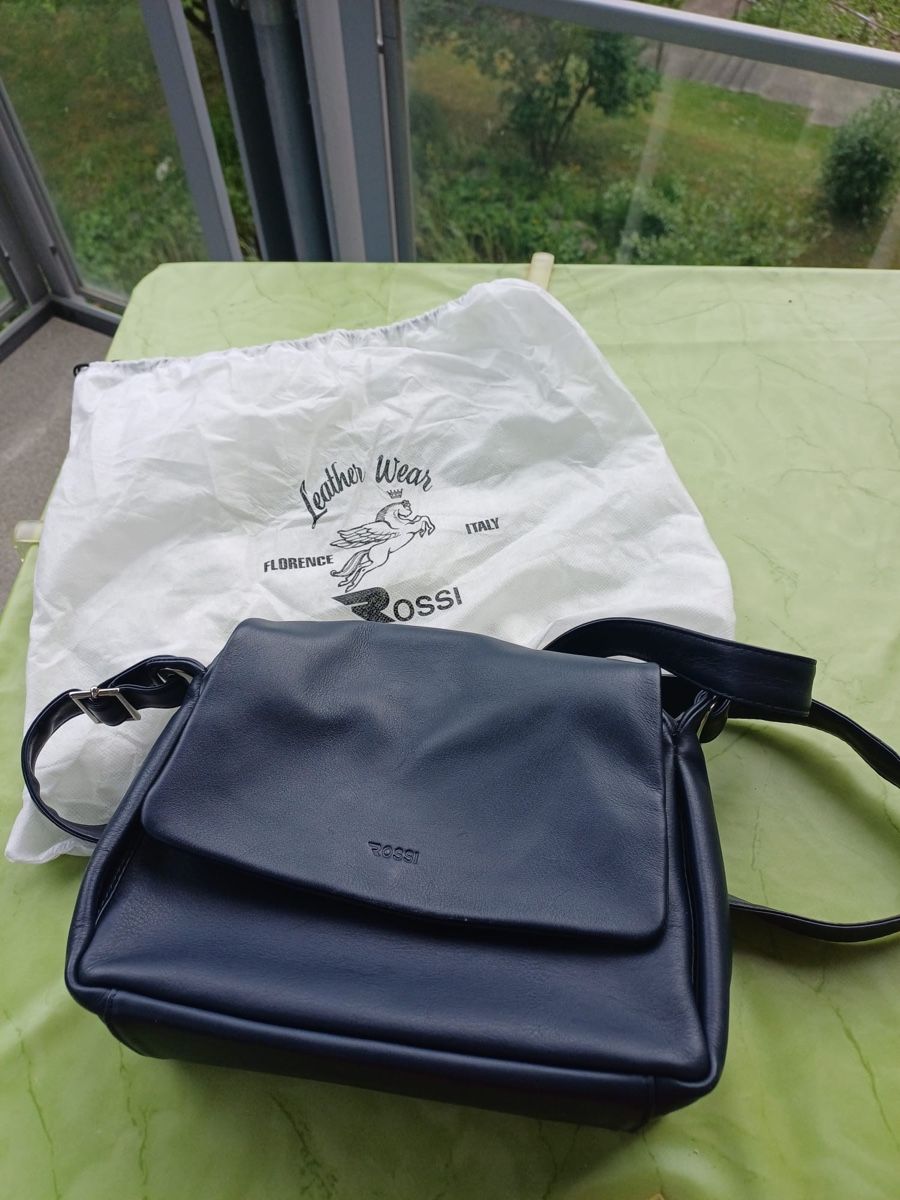 Sacs femmes: Rossi Hand/Schultertasche – D'occasion à Sils/Segl Maria par ama_vc2l