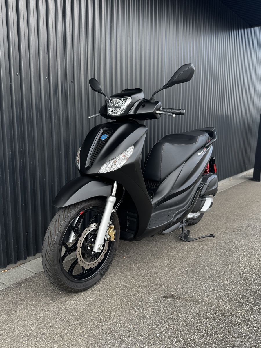 Piaggio Scooter: Piaggio Medley 125 Roller nur knapp 800Km – Nuovo (secondo la descrizione) da Biberist venduto da bus_9md2 1