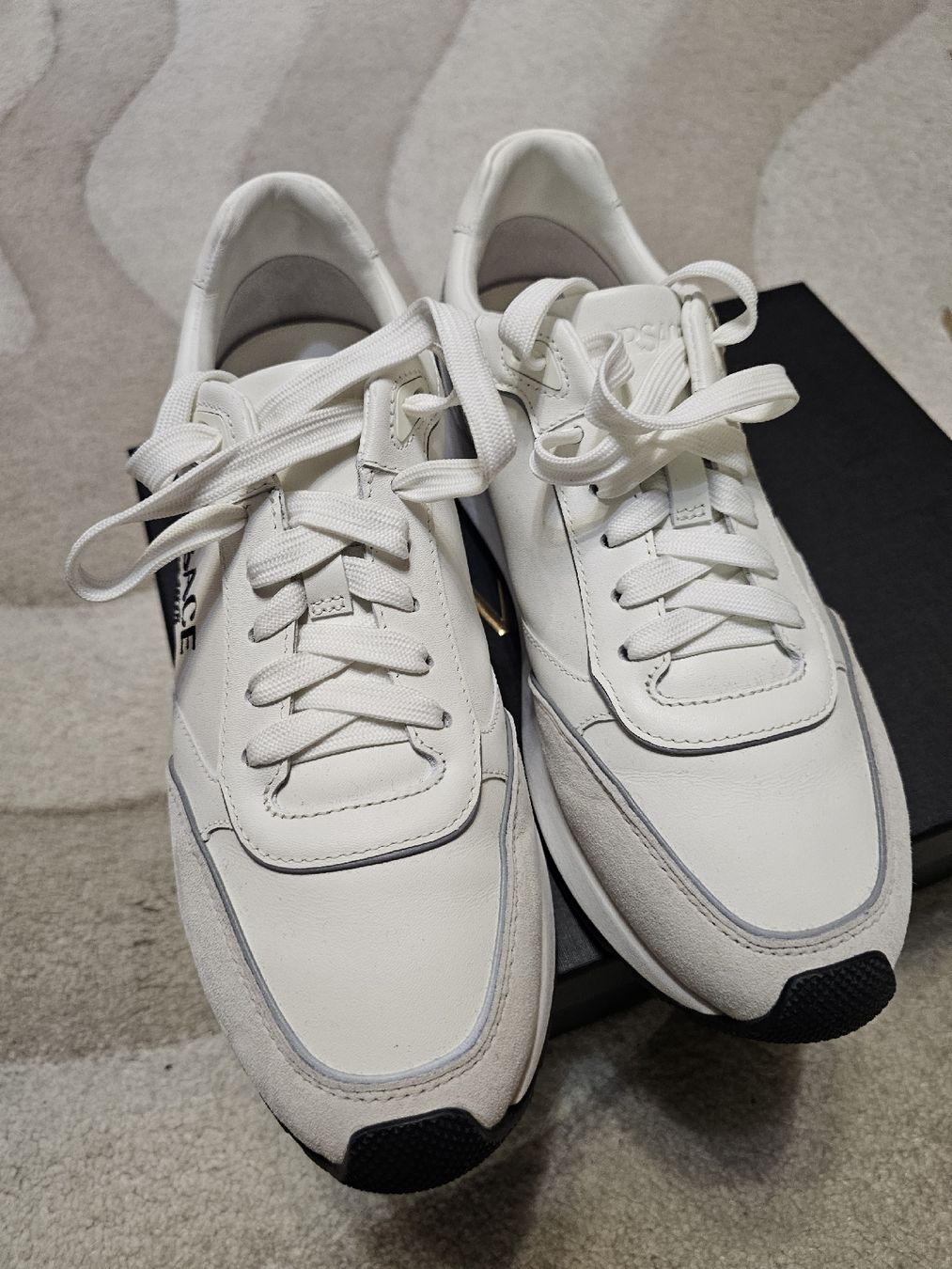 Versace Chaussures femmes: Sneaker Versace, Gr 40 NEU – Neuf (Voir description) à Wettswil par Alena.RR 1