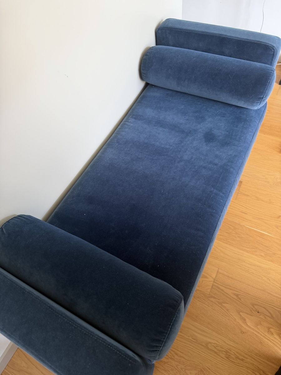 Liegen & Liegestühle: Chaiselongue day bed oder Bank :blau Samt 160cm  – Gebraucht aus Zurich von kat_dcy5 1