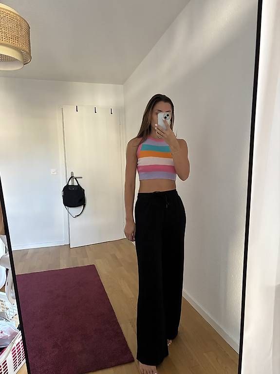 Tops: Strick Crop Top bunt  – D'occasion à Bern par Milie.Lou