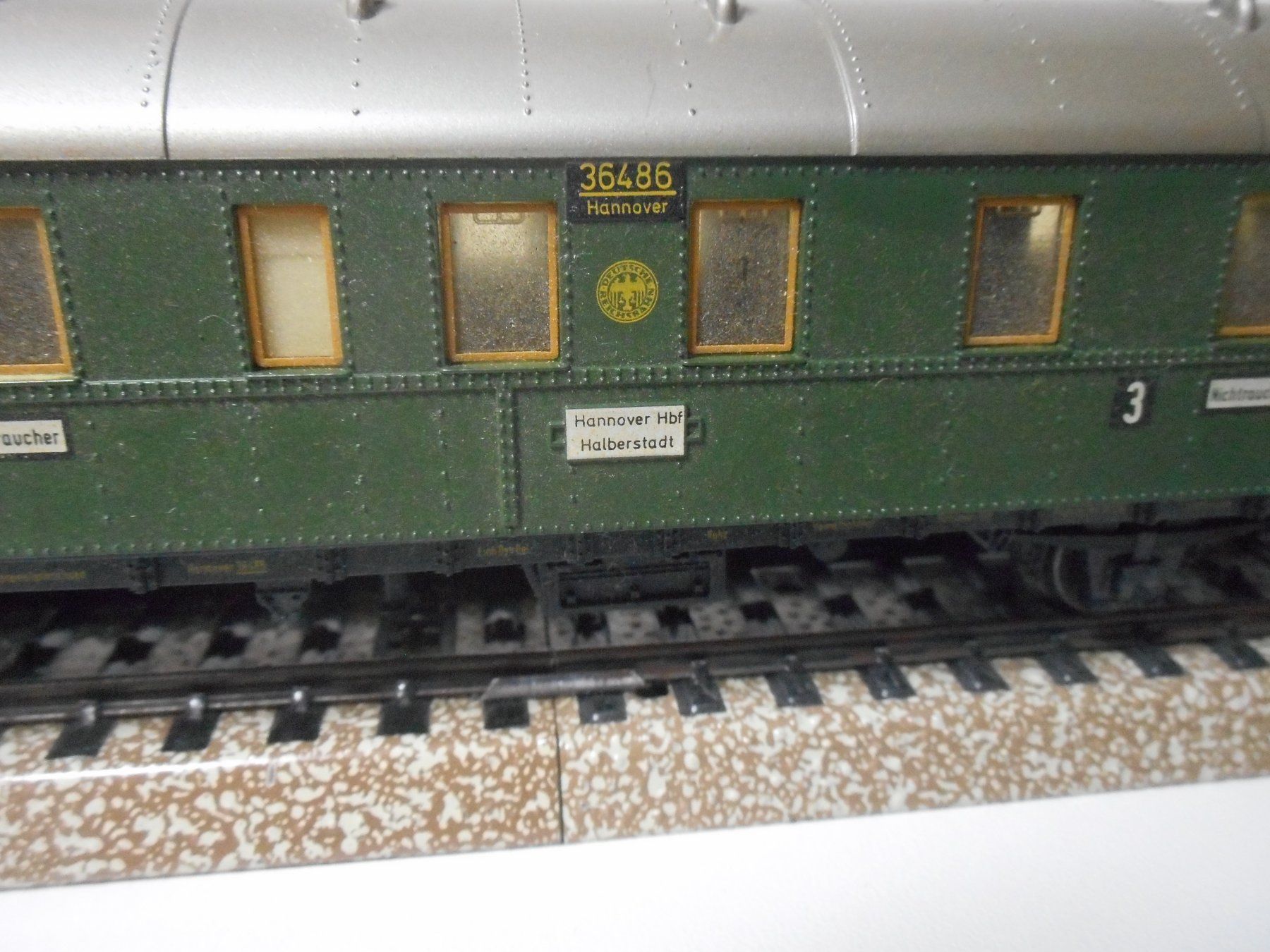 Märklin Modelleisenbahnen: Märklin Personenwagen der DR – Gebraucht aus Bretzwil von gbfluck 1