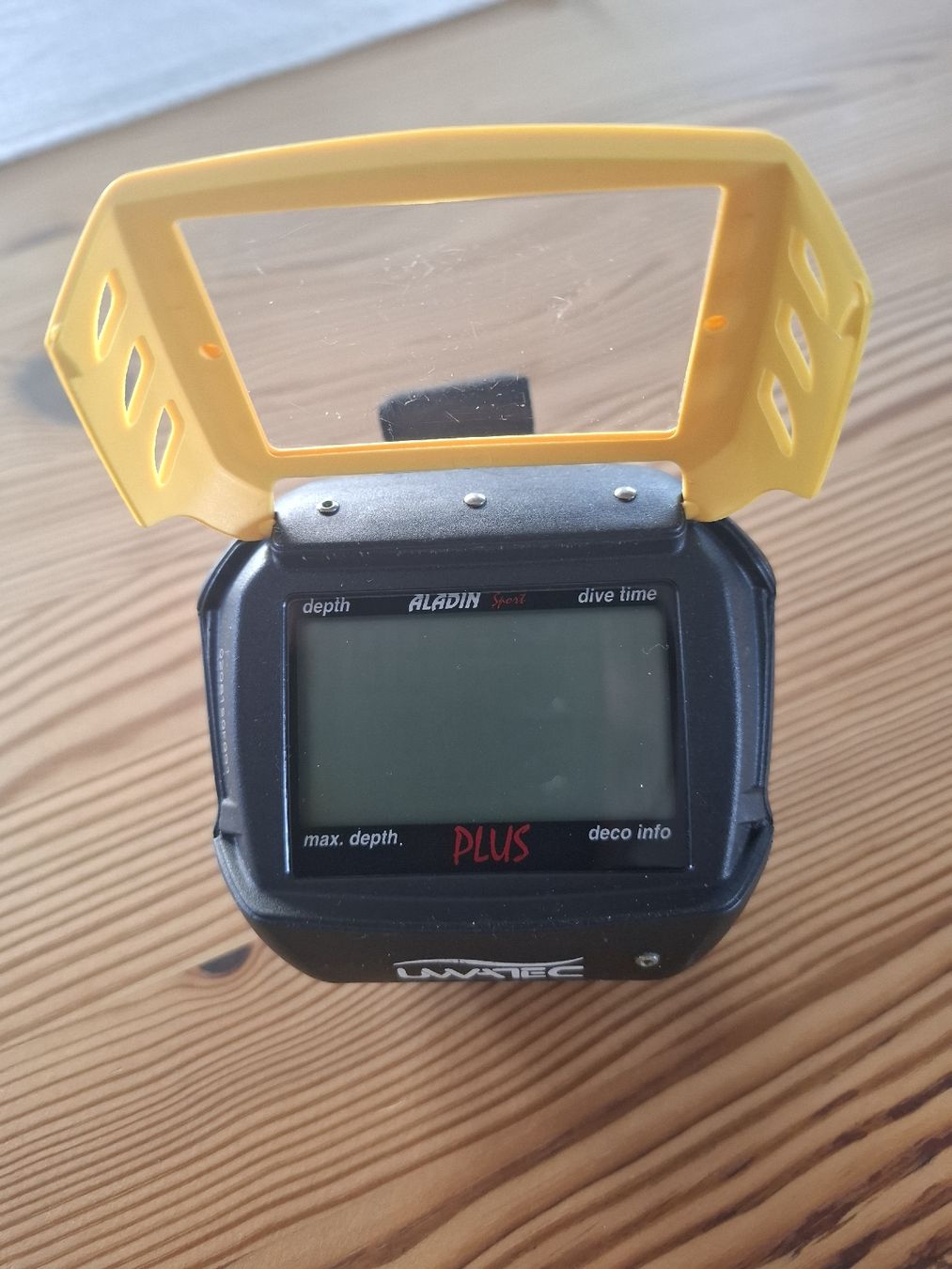 Messen: UWATEC Aladin Sport Plus Tauchcomputer – Gebraucht aus Chabrey von fluvius 2