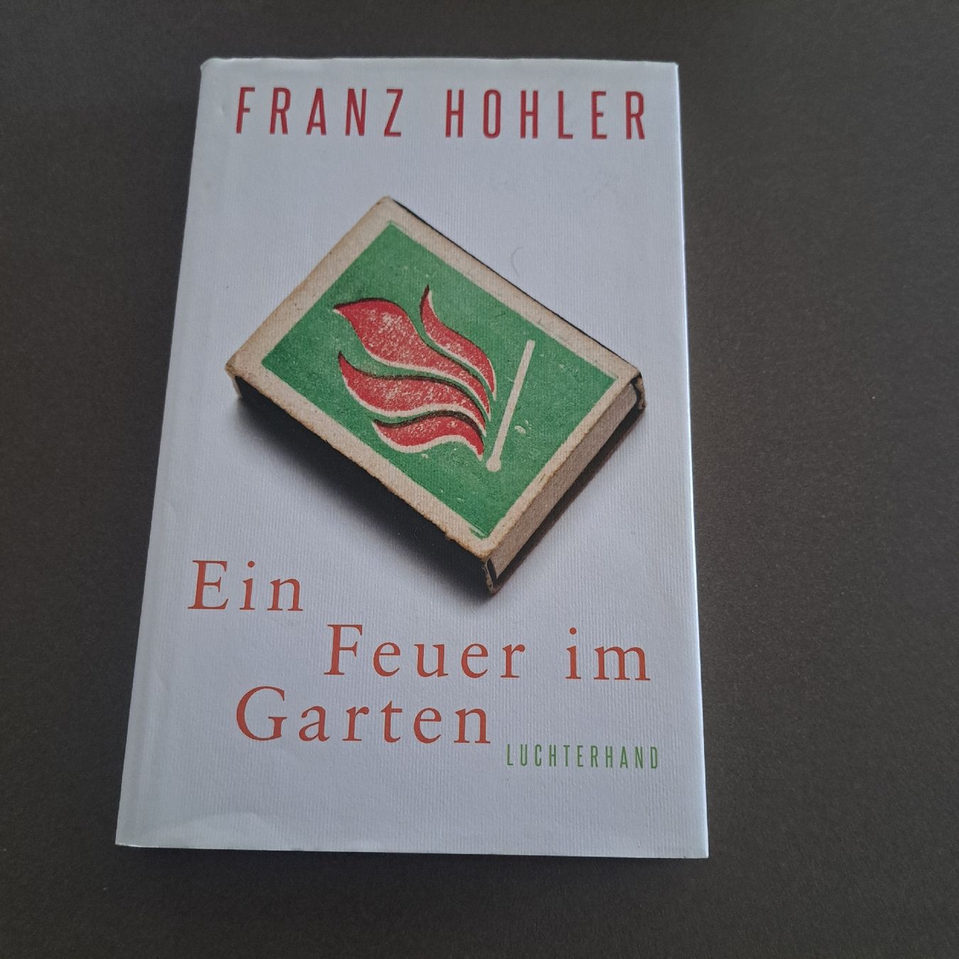 Libri: Franz Hohler - Ein Feuer im Garten  – Usato da Kriegstetten venduto da Jakasi