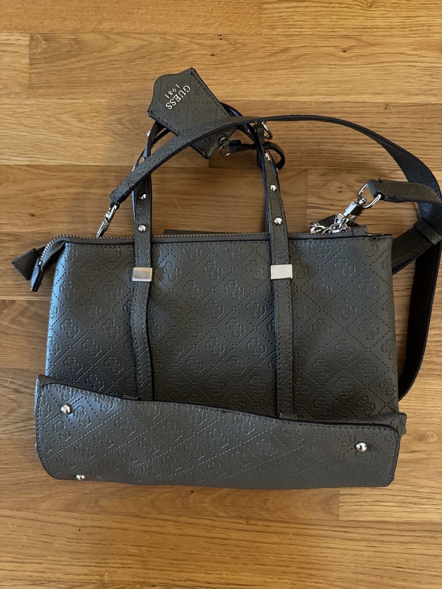 Guess Borse da donna: Guess Tasche Olivgrün – Nuovo (secondo la descrizione) da Hombrechtikon venduto da meier34ch1 1