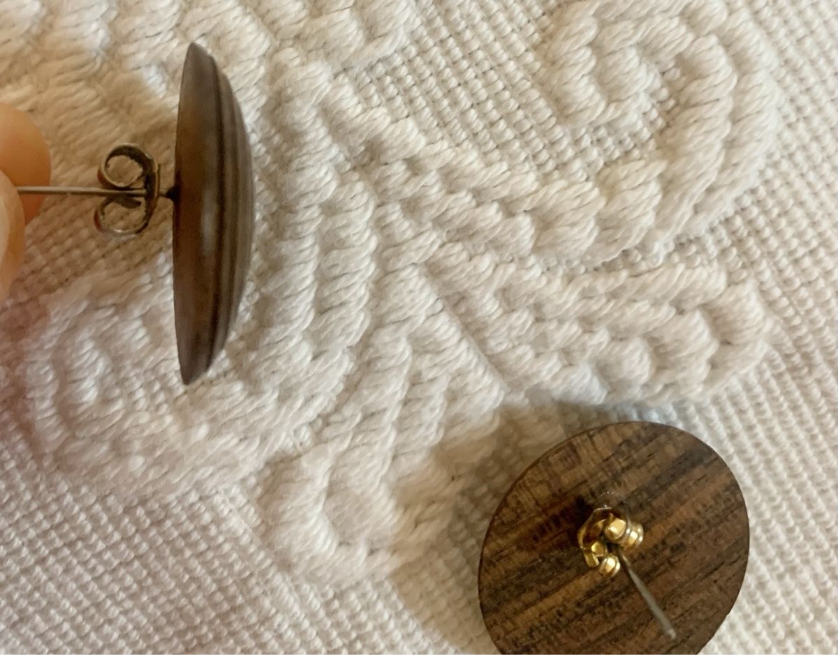 Ohrringe & -stecker: Vintage Holzohrringe – Gebraucht aus Zürich von p_q7q_nichtraucher 3