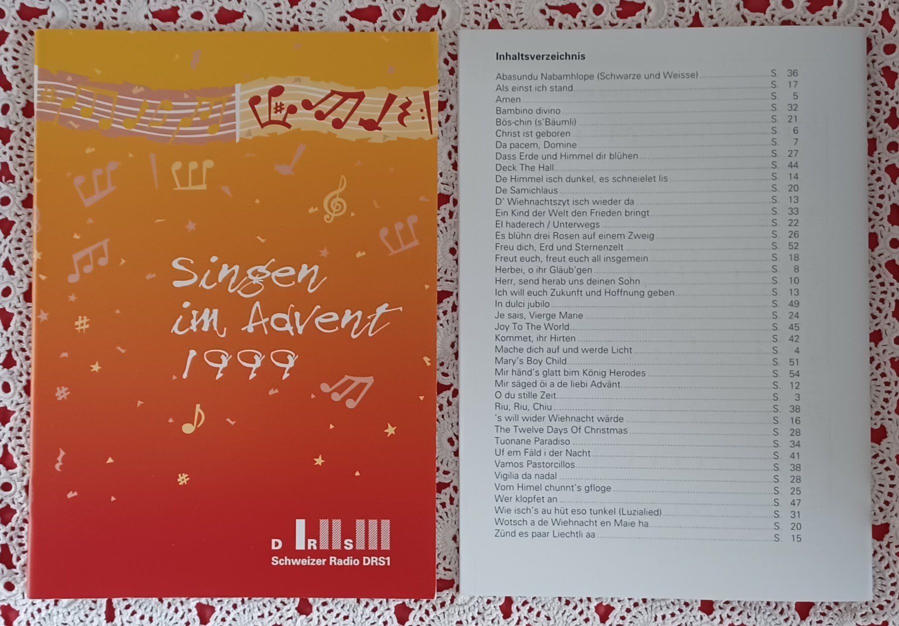 Bücher: 6 Hefte Weihnachtslieder, Chor, Schule, Klavier, Instrumente – Gebraucht aus Lindau von halusana 9