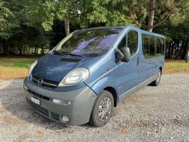 Opel Vivaro 2.5 DTI (9-Sitzer)