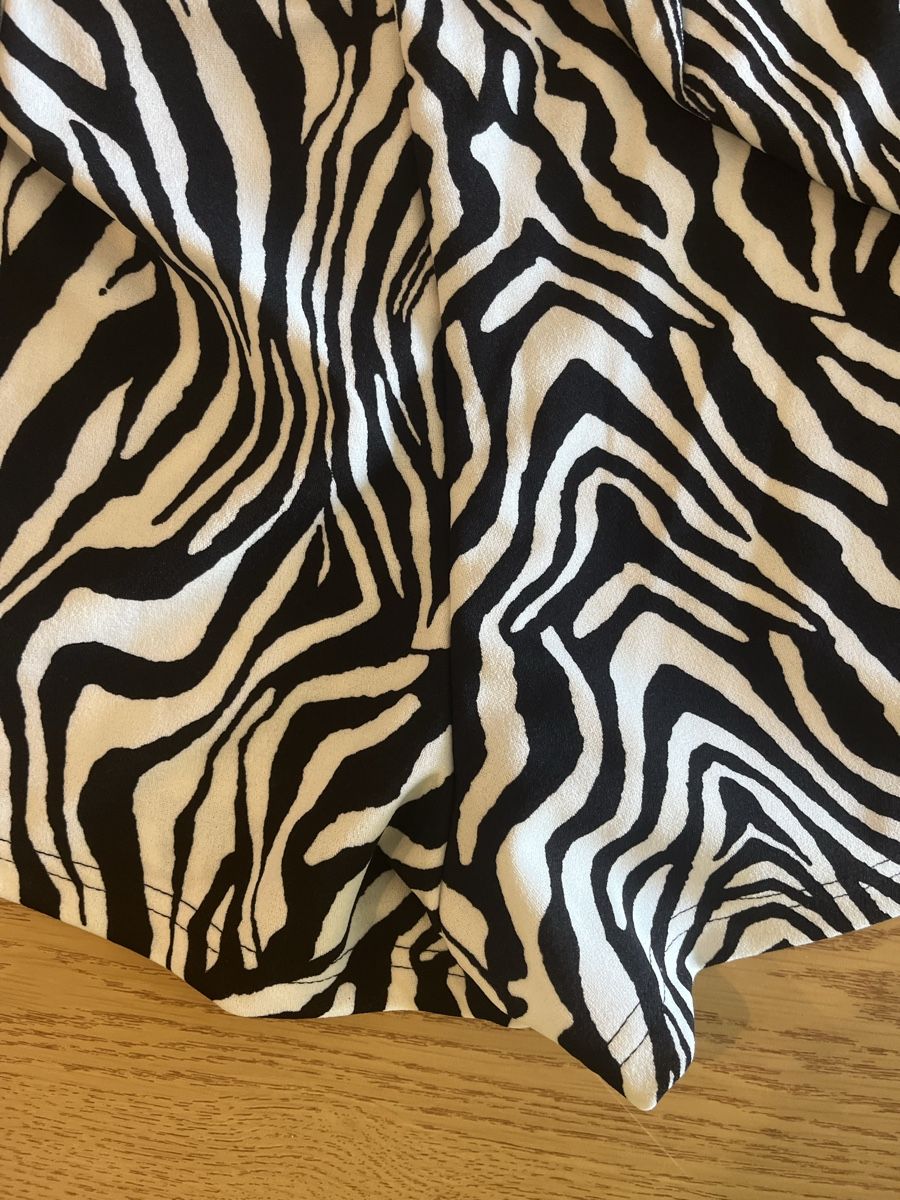 Lots de vêtements: Lors deux shorts  – D'occasion à Courgenay par tat_w5vc 4