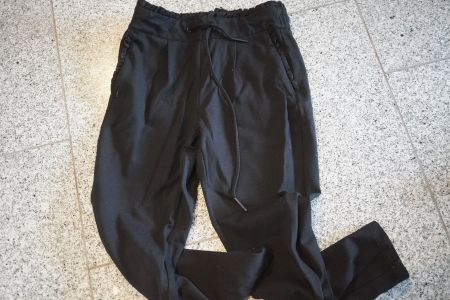 Hose Only   Schwarz  S      ab 1.-