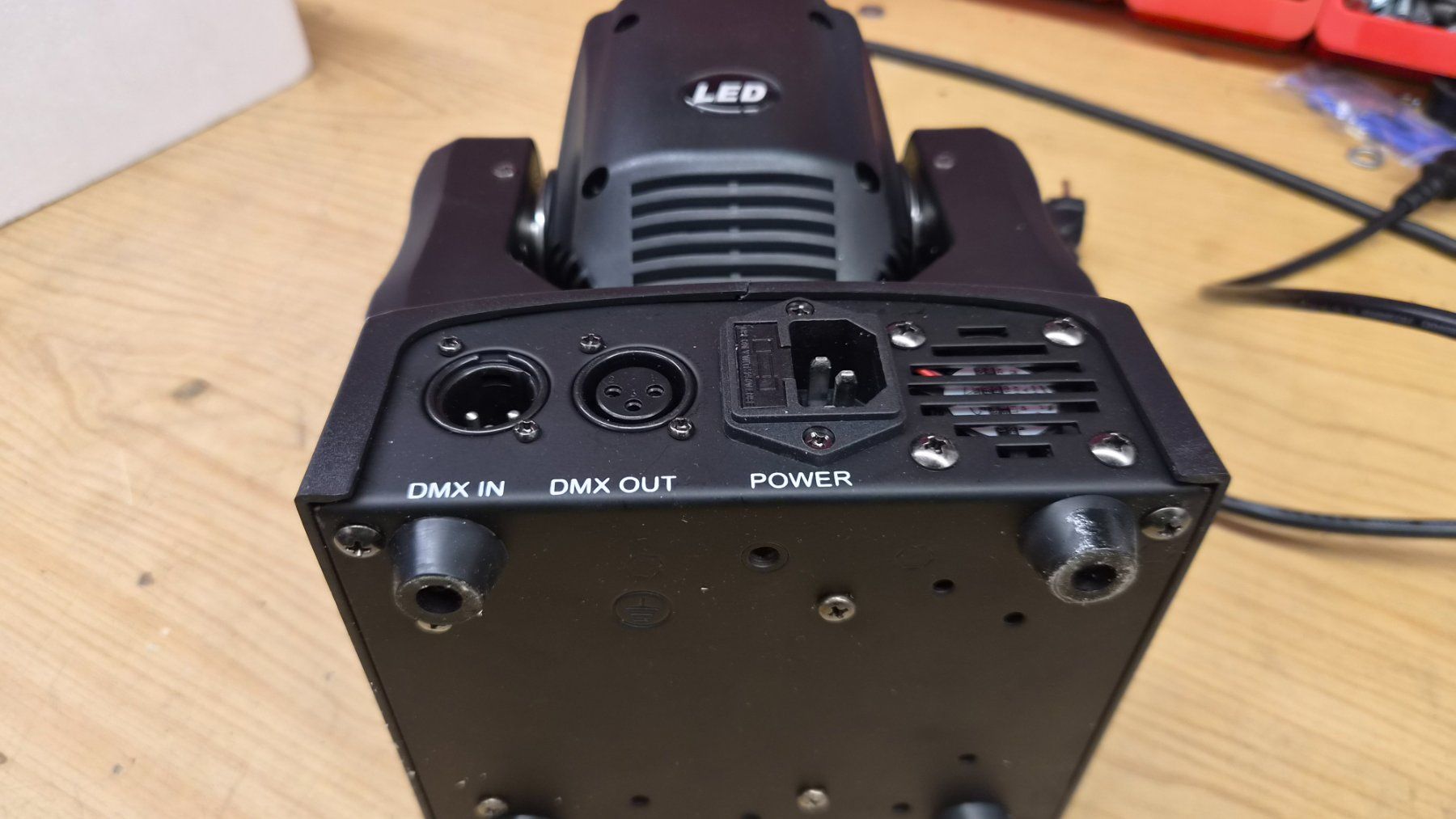Lampade: LED Moving Head Scheinwerfer schwarz / DMX - ca. 25cm – Usato da Vitznau venduto da Vitznau84 8
