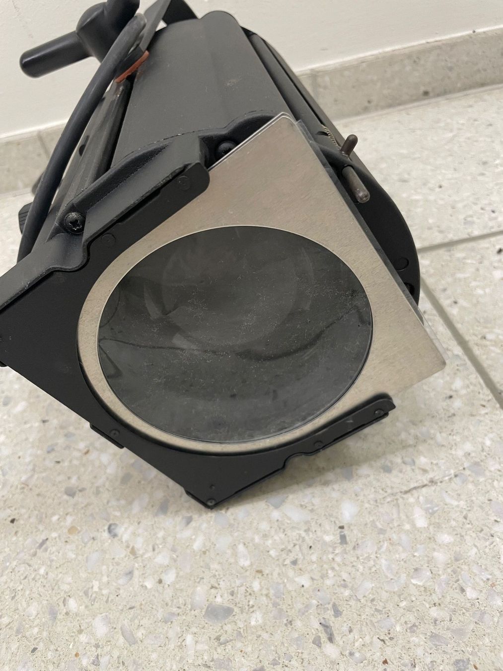 Lampade: Scheinwerfer Selecon 650W – Usato da Hittnau venduto da pianokeller 3