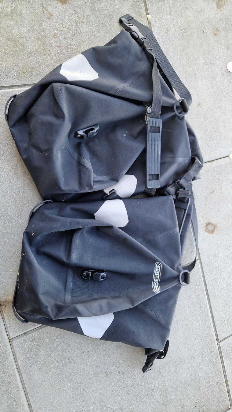 Sacs femmes: Fahrradtaschen – D'occasion à Lutzenberg par Pahaja
