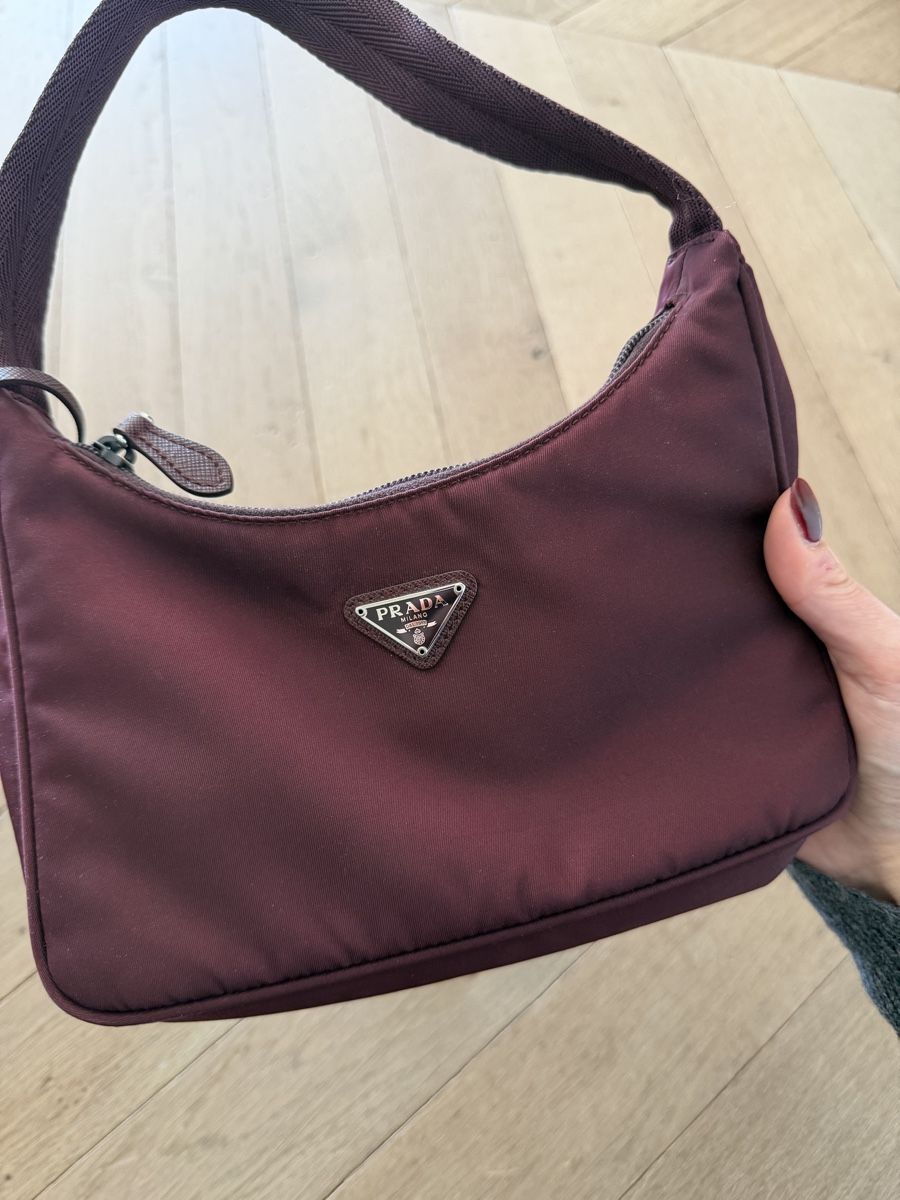 Prada Taschen für Damen: Prada Re-Edition 2000 Nylon Shoulder Bag – Gebraucht aus Küsnacht ZH von cd2026 2