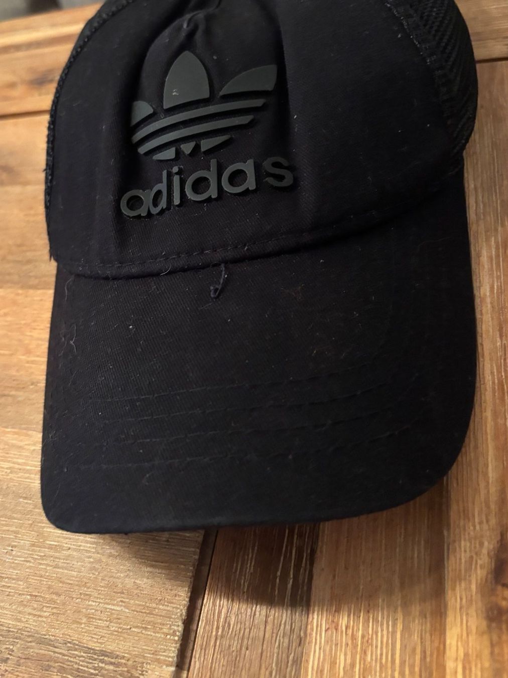 Altro in  Abbigliamento & Accessori: adidas Cape schwarz – Usato da Wallisellen venduto da AS.TZ. 6