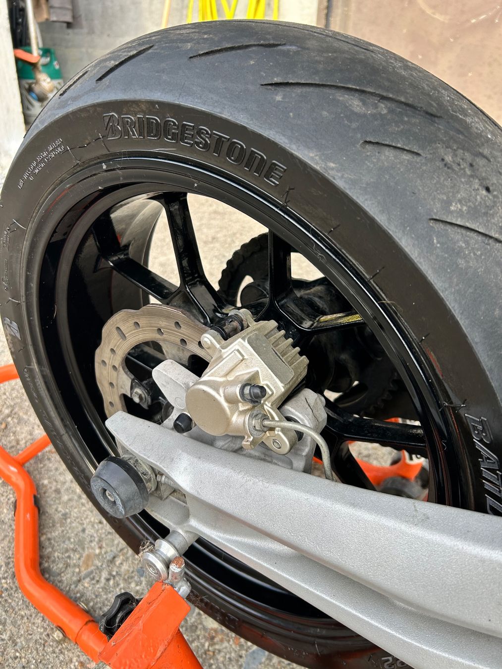 Aprilia Strasse: Aprillia Dorsoduro 750 – Gebraucht aus Winznau von Balmis111 3